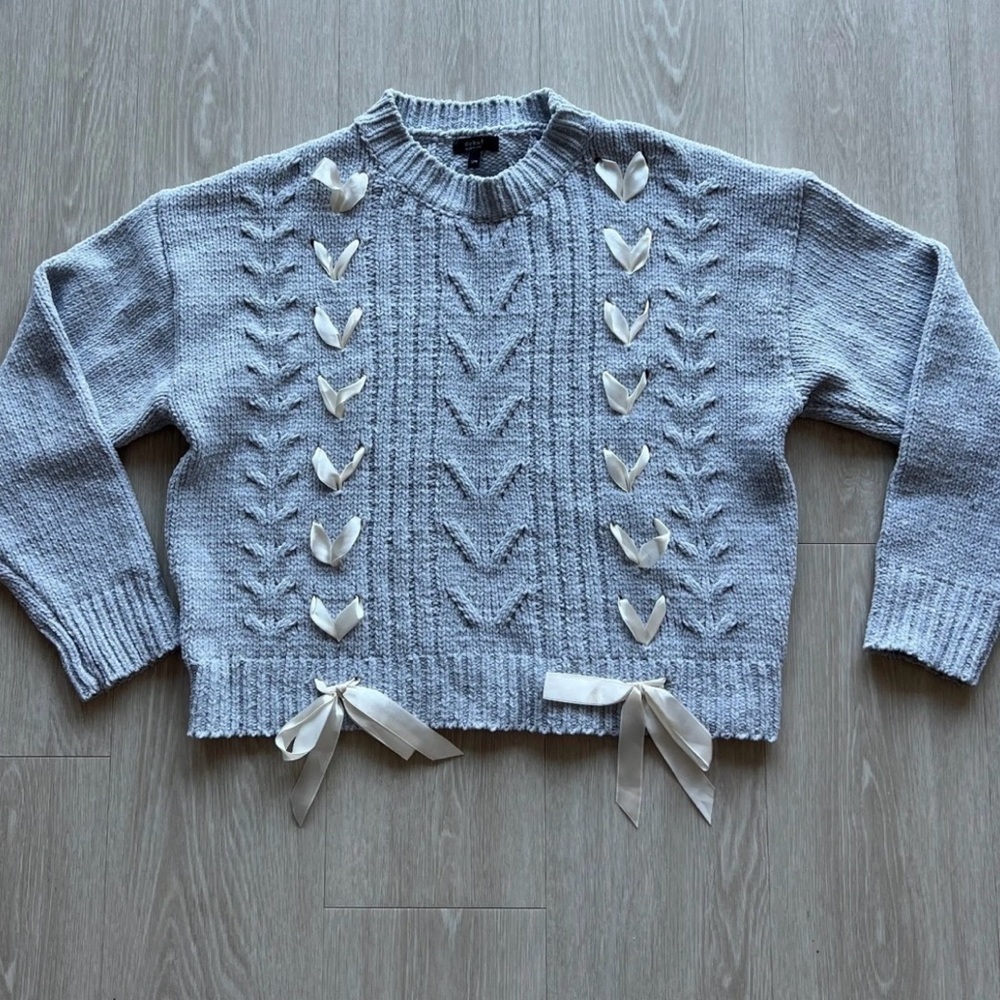 debut Cream Ribbon-Trim Crewneck Sweater